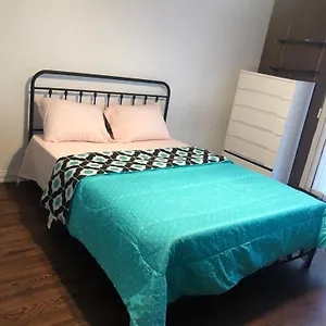 Wmb-cozy Holiday , Toronto Canada