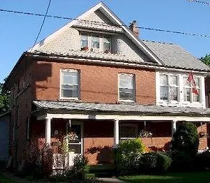 Campbell House Weston 2*, Toronto Canada