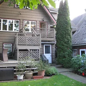 Point Grey 3*, Vancouver Canada